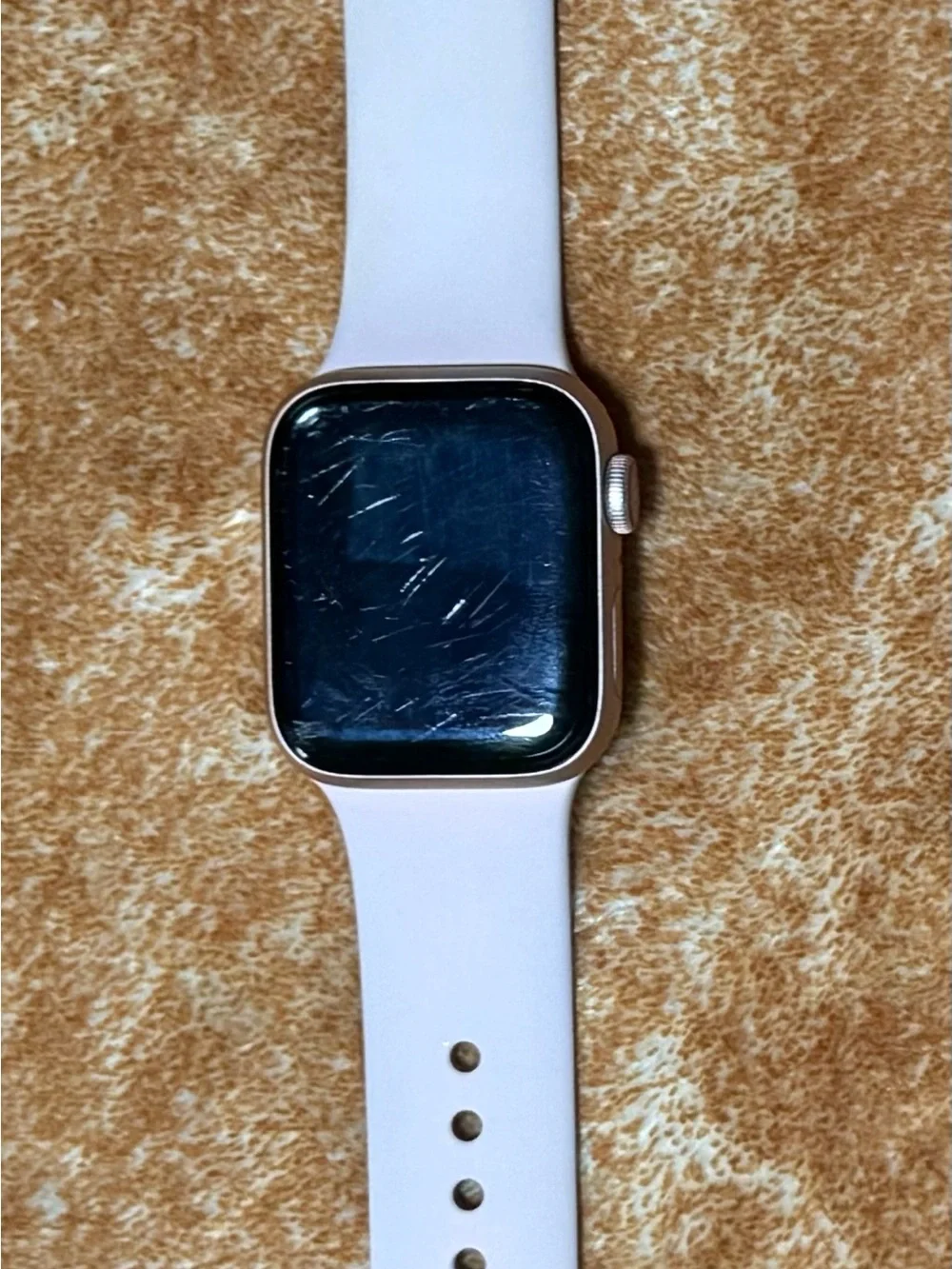 Apple Light Pink Silicone Smartwatch with Rose Gold Case
